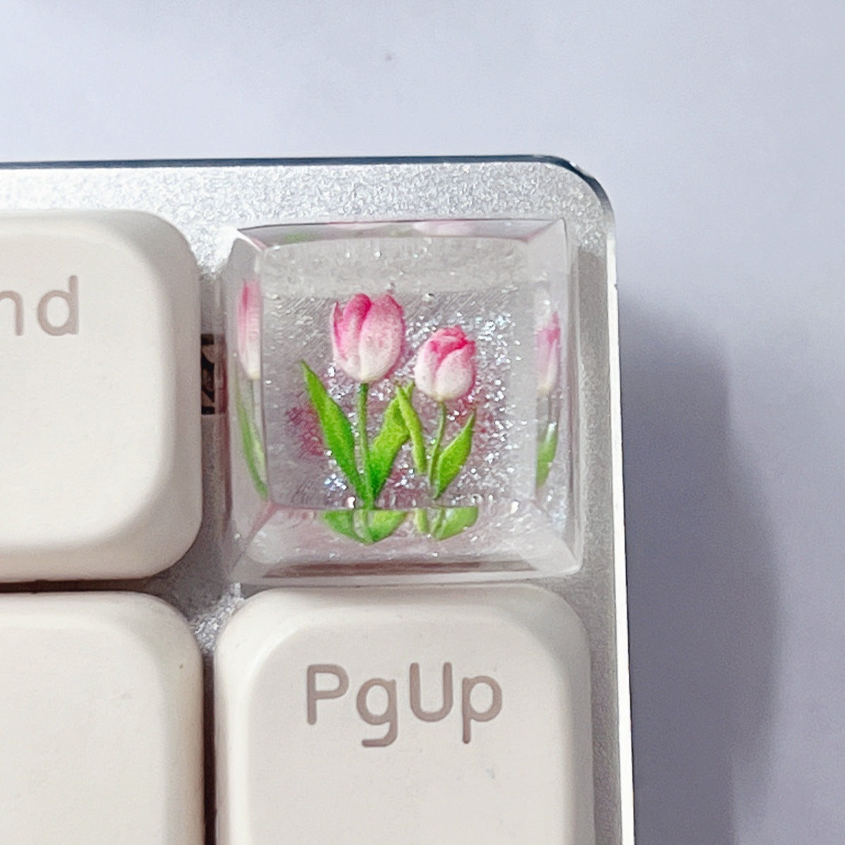 Personalized Cute Translucent Tulip Epoxy Resin Keycap for Mechanical Keyboard