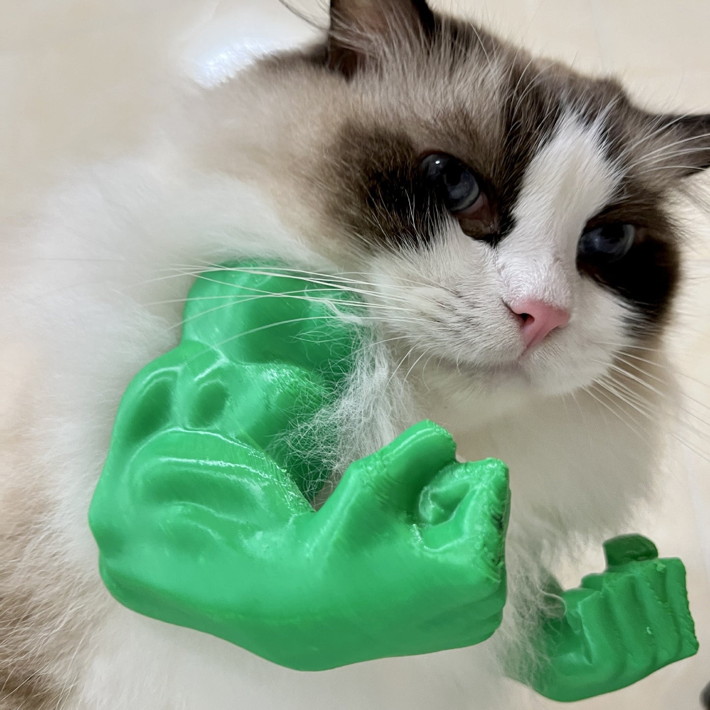 Creative Green Giant Arm - 3D printed prank pet decoration (neck-hanging arm)