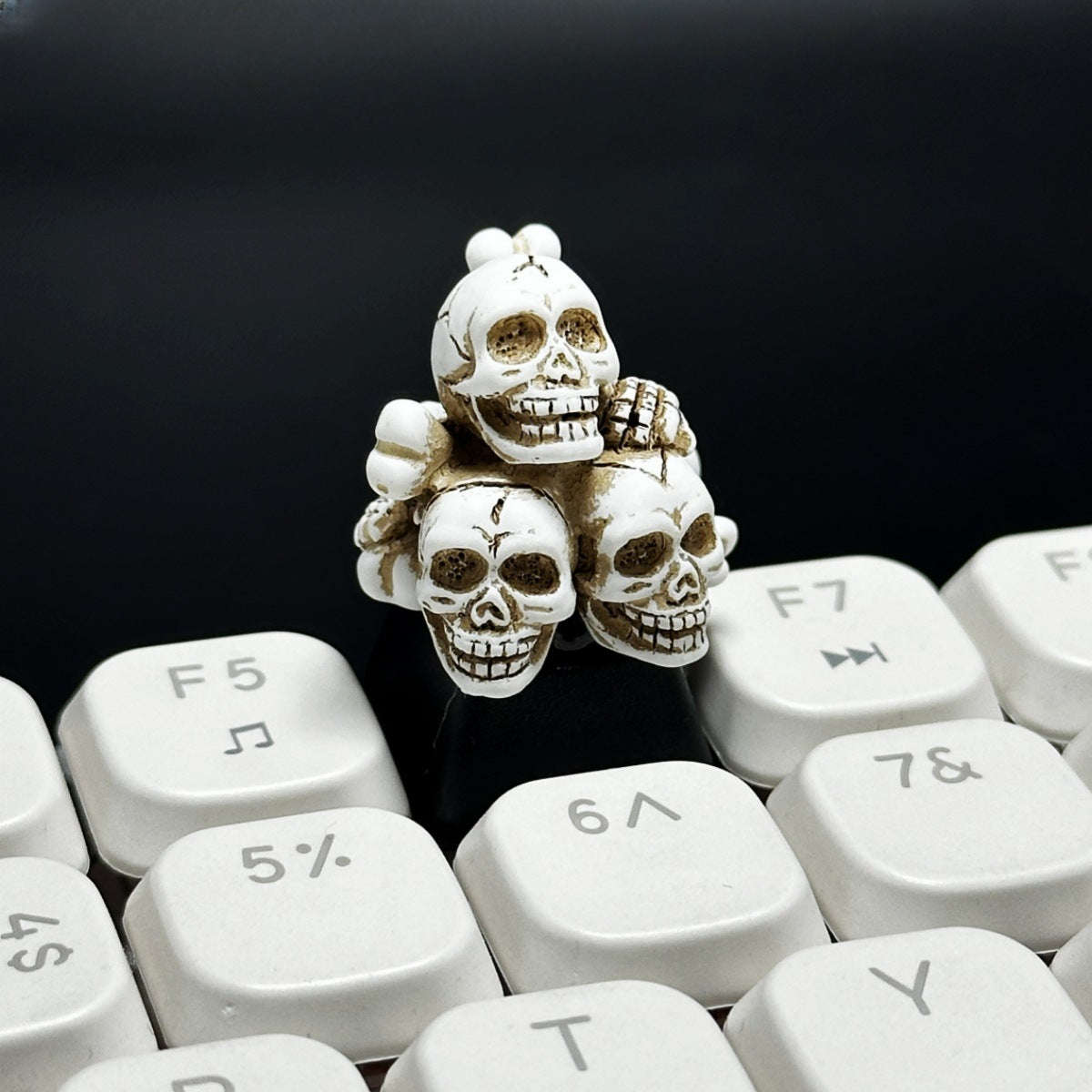 Custom Halloween Mummy & Skull Resin Keycaps for Mechanical Keyboards